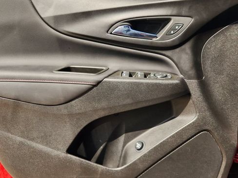 Used 2024 Chevrolet Equinox RS FWD image 22