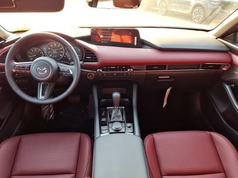 New 2026 MAZDA MAZDA3 Hatchback w/Premium Plus Pkg AWD/4WD image 9