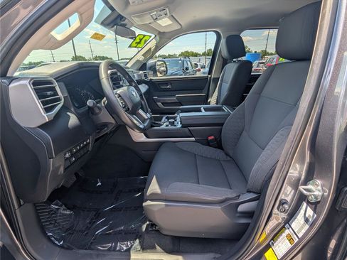 Used 2023 Toyota Tundra SR5 w/ SR5 Convenience Package AWD/4WD image 16