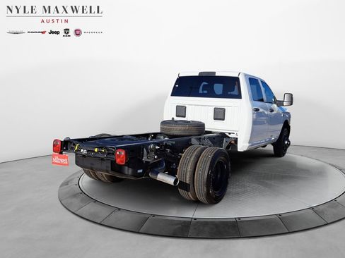 New 2026 RAM 3500 Tradesman image 15