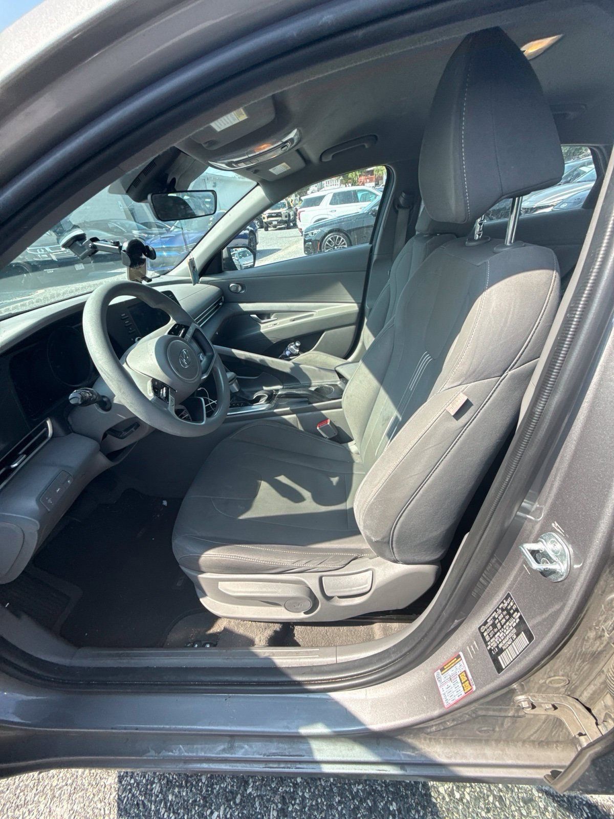 Used 2023 Hyundai Elantra SEL FWD image 13