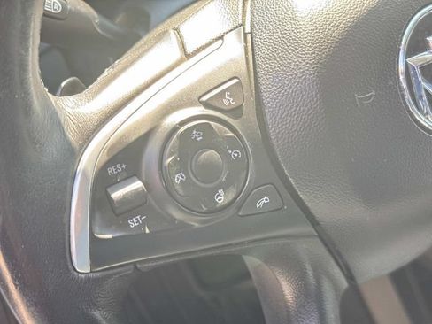 Used 2019 Buick Enclave Premium AWD/4WD image 33