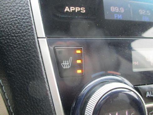 Used 2018 Subaru Outback 2.5i Premium image 18