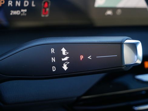 New 2026 Buick Enclave Sport Touring w/ Power Package image 9