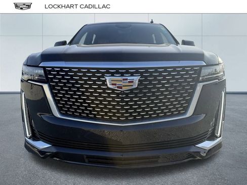 Used 2023 Cadillac Escalade ESV Premium Luxury image 7