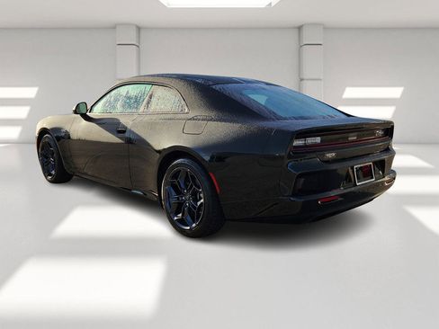 Used 2025 Dodge Charger R/T w/ Quick Order Package 25M R/T image 3