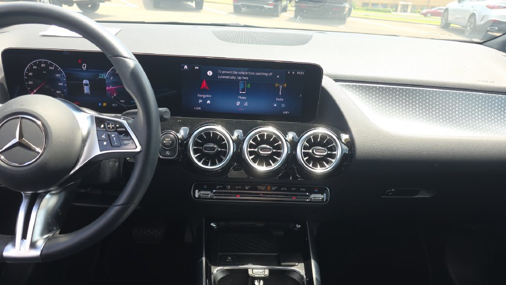 Certified 2025 Mercedes-Benz GLA 250 image 25