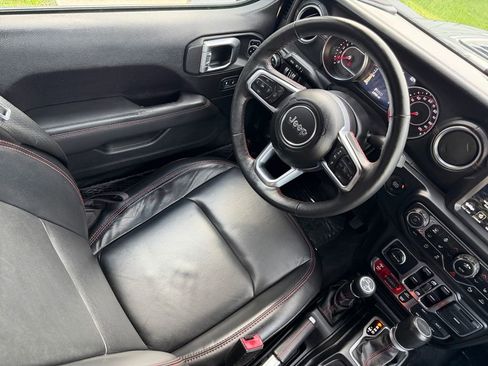 Used 2020 Jeep Gladiator Rubicon AWD/4WD image 22