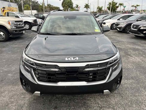 Used 2024 Kia Seltos SX image 3