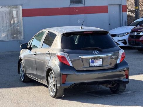 Used 2012 Toyota Yaris LE image 7