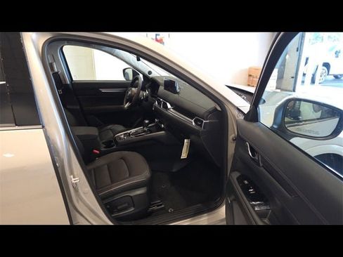New 2025 MAZDA CX-5 AWD 2.5 S w/ Premium Plus Pkg image 52