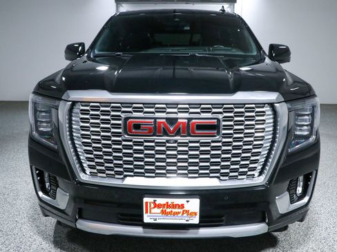 Used 2023 GMC Yukon Denali w/ Max Trailering Package AWD/4WD image 4