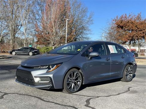 Used 2020 Toyota Corolla XSE image 1