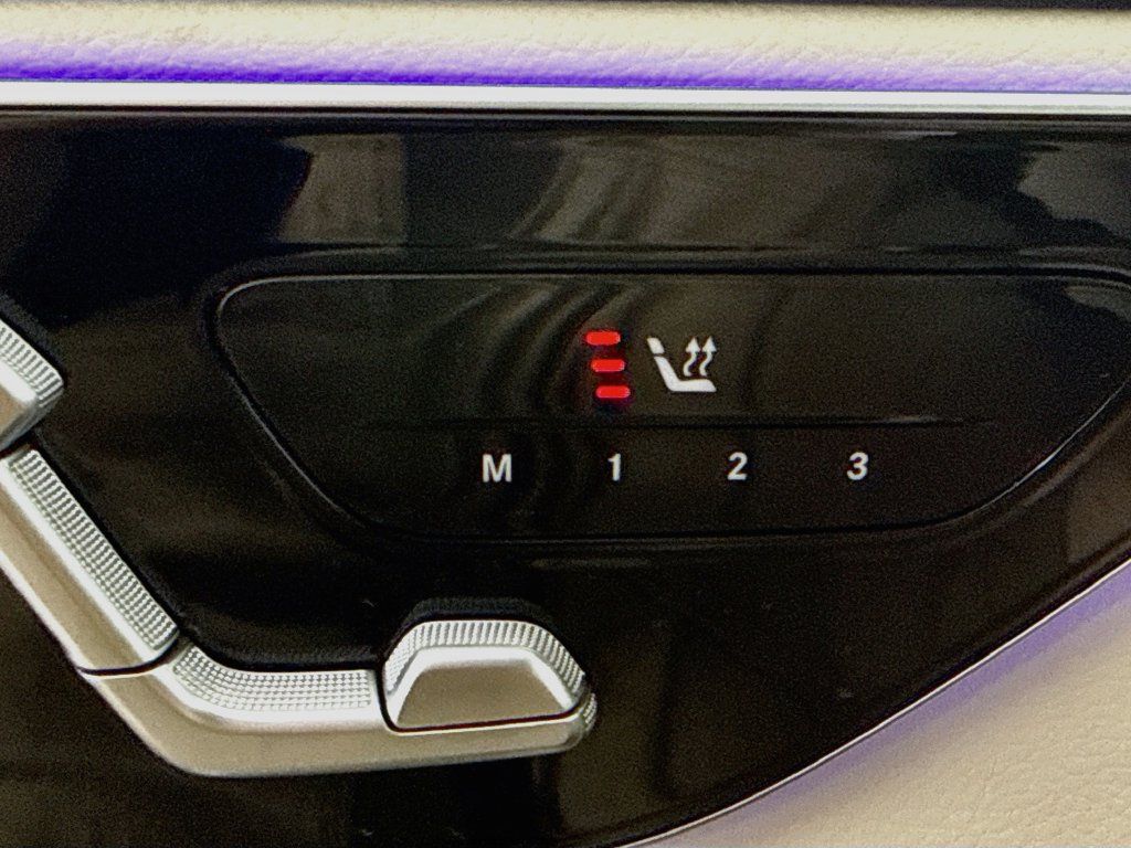Used 2026 Mercedes-Benz GLC 300 4MATIC image 19