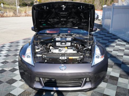 Used 2010 Nissan 370Z Touring w/ Sport Pkg image 63