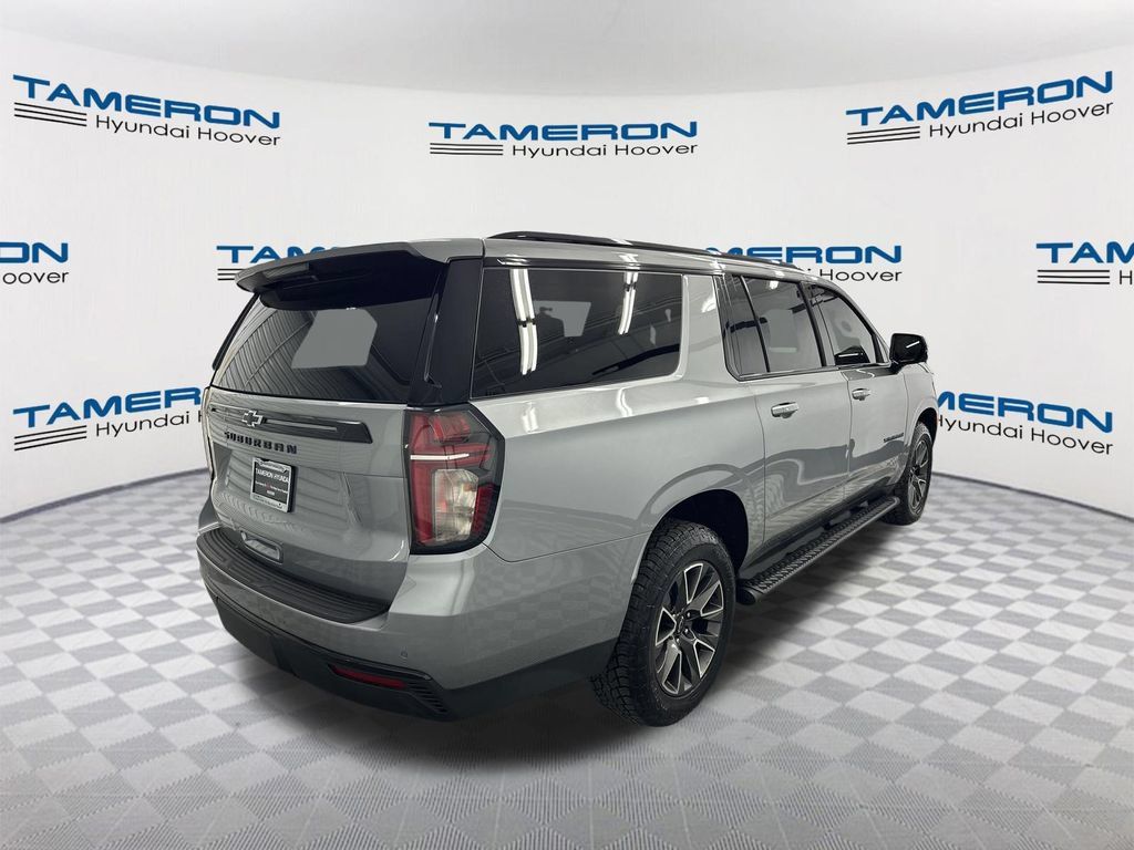 Used 2023 Chevrolet Suburban Z71 w/ Luxury Package AWD/4WD image 5