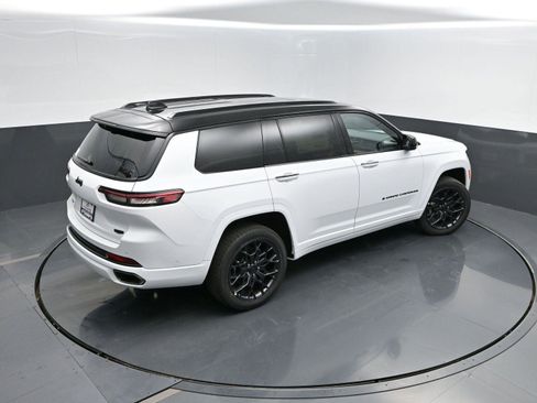 Used 2025 Jeep Grand Cherokee L Summit image 44