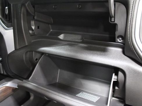 Used 2021 GMC Sierra 1500 SLT image 29