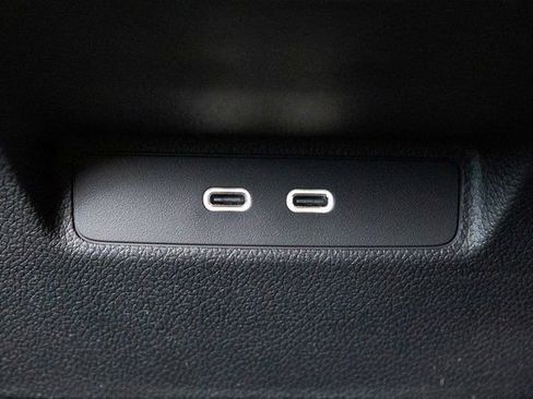 New 2026 Mercedes-Benz E 450 4MATIC Sedan image 31