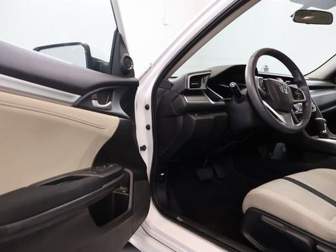 Used 2016 Honda Civic EX image 8