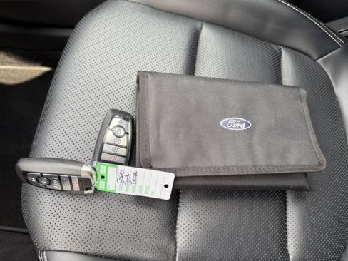 Used 2020 Ford Escape SEL FWD image 19