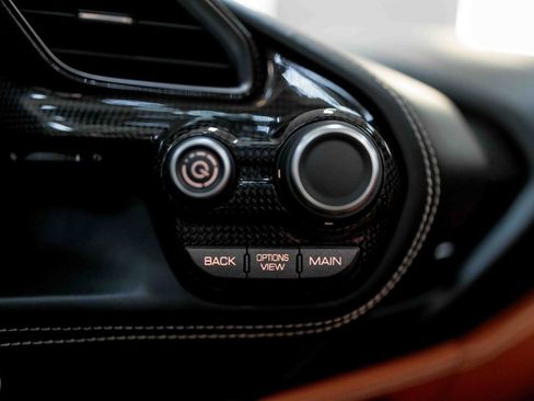 Used 2018 Ferrari 488 Spider image 65