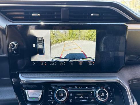 Used 2024 GMC Sierra 1500 Denali AWD/4WD image 45