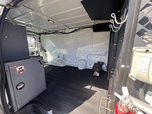 Used 2013 Ford E-150 and Econoline 150 RWD image 15