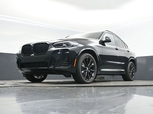 New 2025 BMW X4 xDrive30i image 37