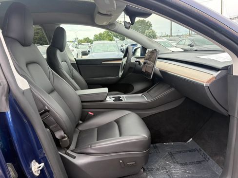 Used 2023 Tesla Model Y Performance AWD/4WD image 14