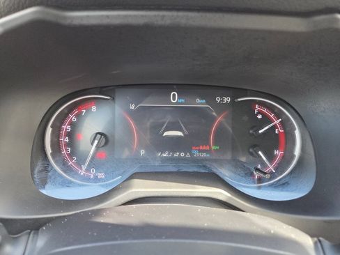 Used 2025 Toyota RAV4 XLE w/ Convenience Package FWD image 32