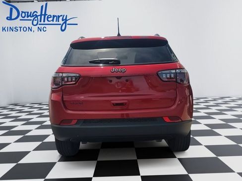 New 2026 Jeep Compass Latitude AWD/4WD image 4