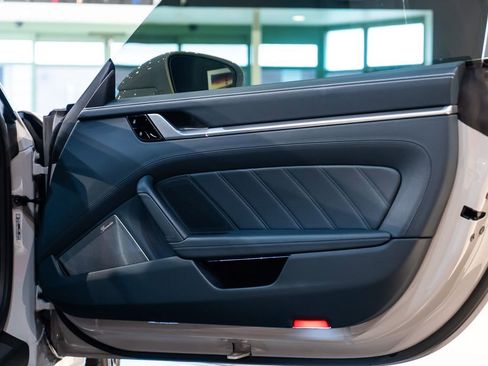 Used 2021 Porsche 911 Turbo S image 42