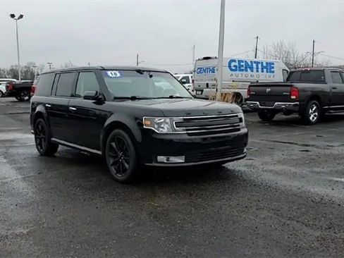 Used 2018 Ford Flex SEL w/ Equipment Group 202A image 2