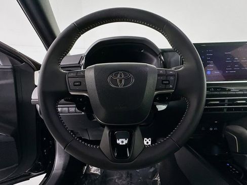 Used 2026 Toyota Camry SE w/ Convenience Package FWD image 13