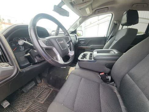 Used 2018 GMC Sierra 1500 SLE w/ SLE Value Package AWD/4WD image 28