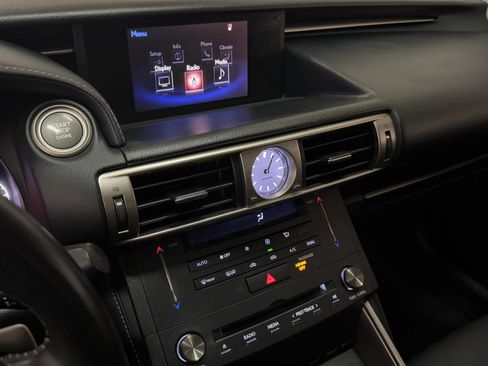 Used 2015 Lexus IS 250 image 42