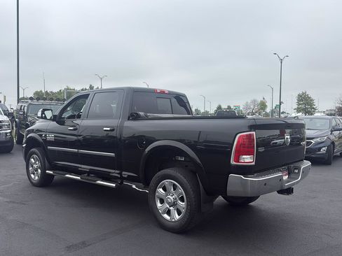 Used 2015 RAM 2500 Laramie w/ Convenience Group AWD/4WD image 3