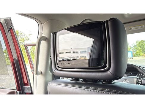 Used 2023 Nissan Armada Platinum AWD/4WD image 38