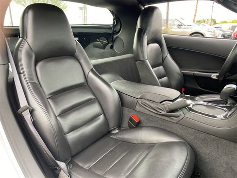 Used 2010 Chevrolet Corvette Coupe image 9