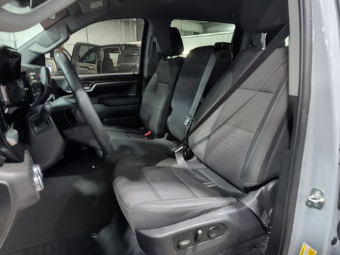 Used 2024 GMC Sierra 1500 Elevation image 7