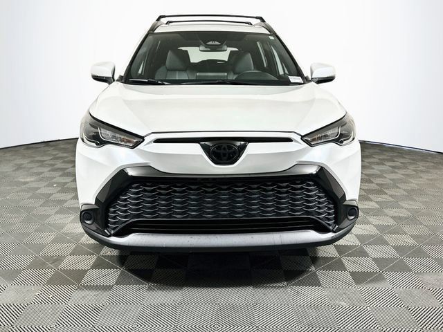 Certified 2024 Toyota Corolla Cross AWD Hybrid w/ Moonroof Package image 3