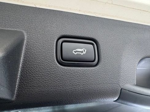 Used 2025 Kia Sportage EX w/ EX Premium Package AWD/4WD image 39