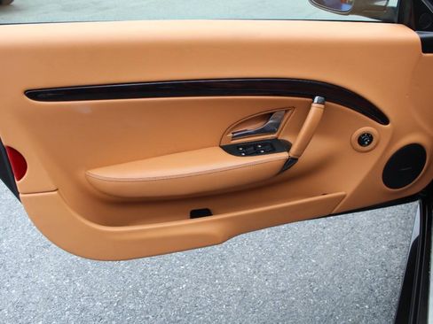 Used 2018 Maserati GranTurismo Sport RWD image 19