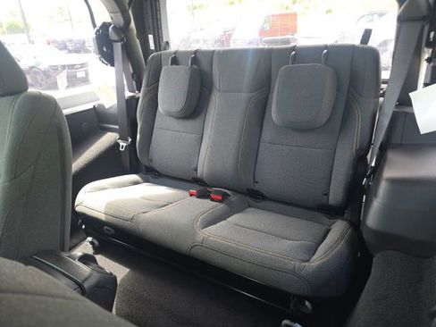 Certified 2025 Jeep Wrangler Sport AWD/4WD image 25