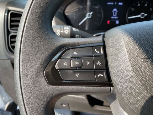 Used 2026 RAM ProMaster 2500 w/ Convenience Group FWD image 19