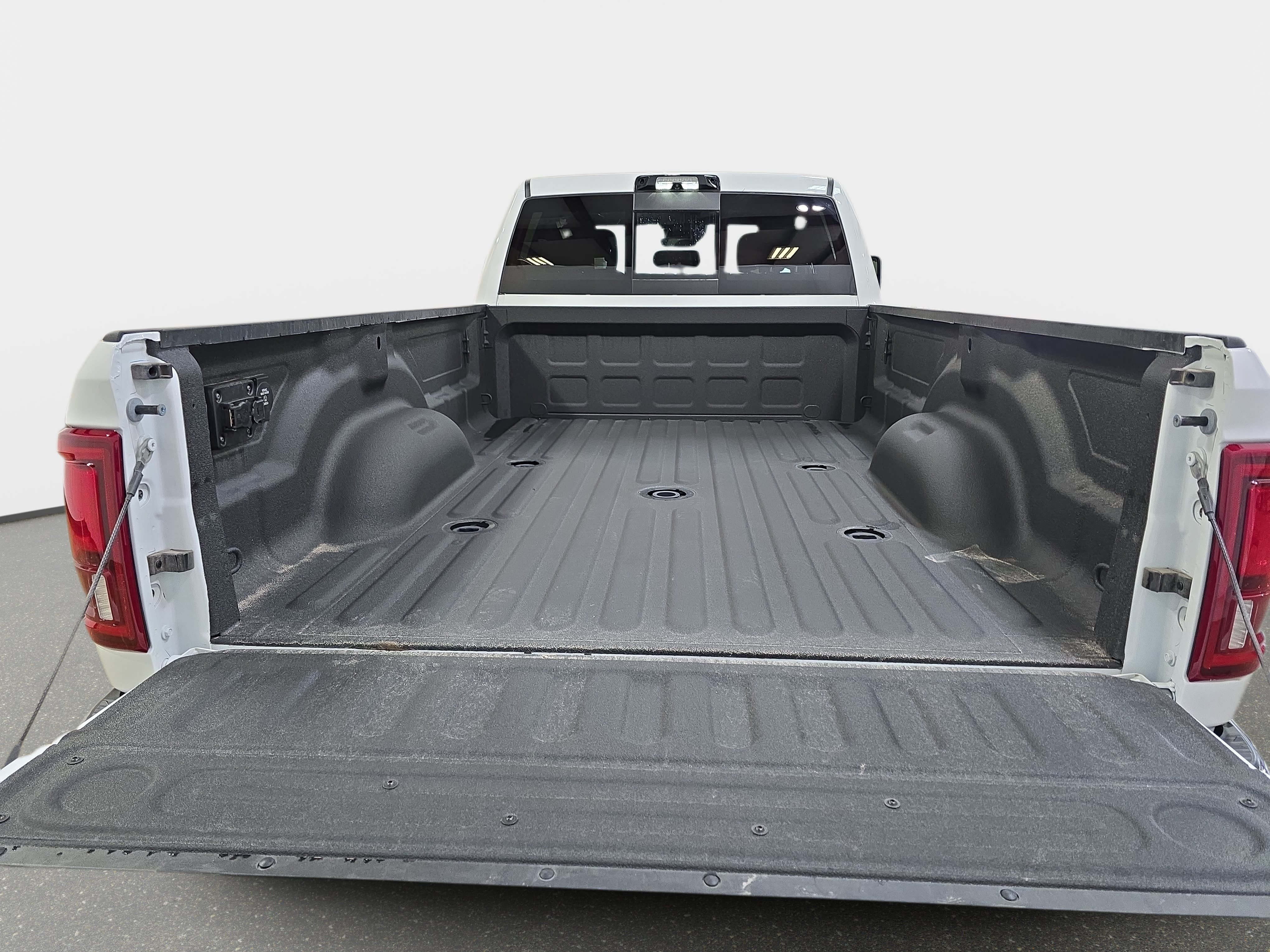 New 2026 RAM 3500 Big Horn AWD/4WD image 27