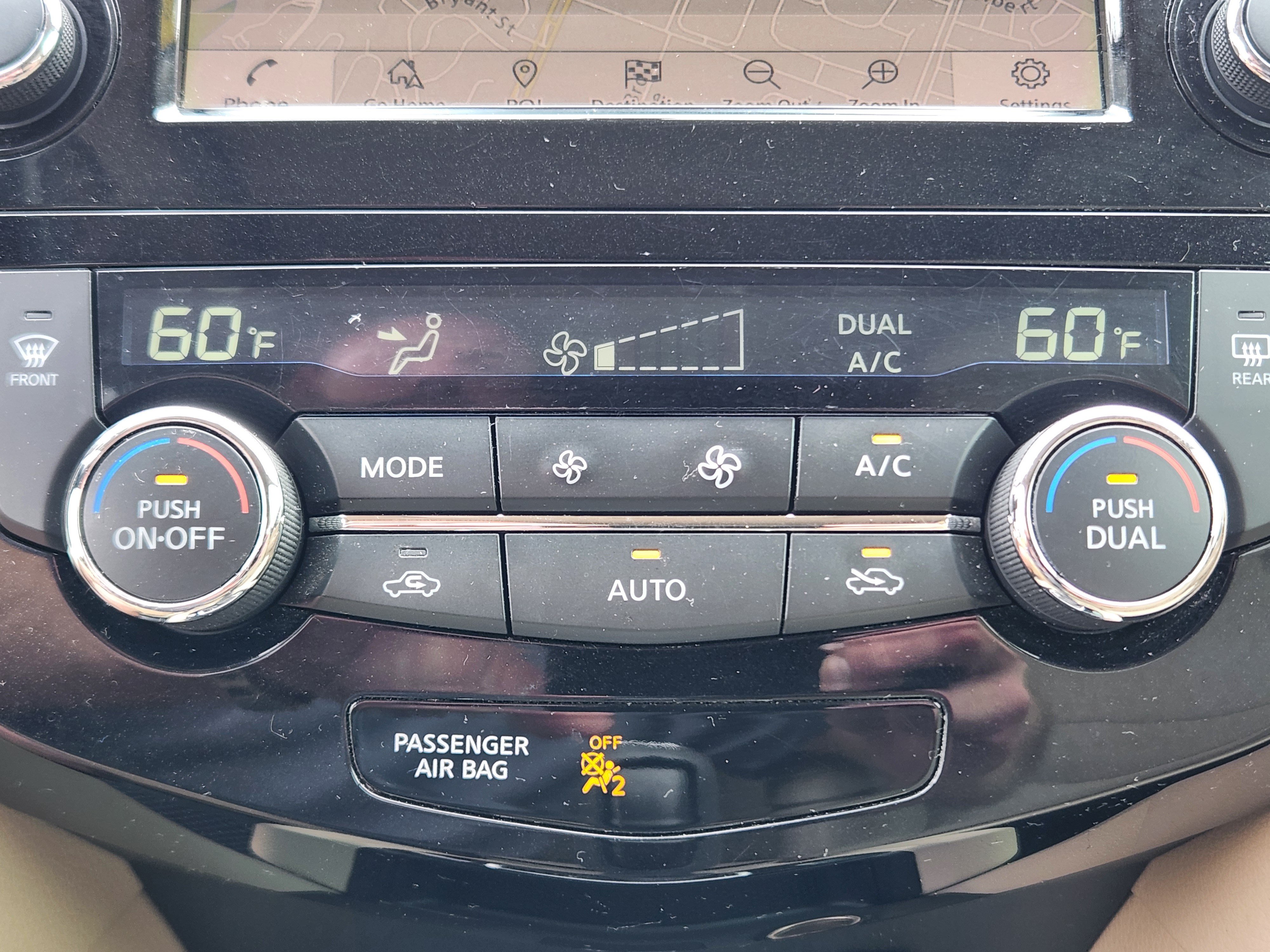 Used 2018 Nissan Rogue SV w/ Sun & Sound Touring Package AWD/4WD image 15