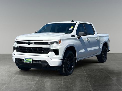 Used 2024 Chevrolet Silverado 1500 RST w/ Convenience Package II AWD/4WD image 4