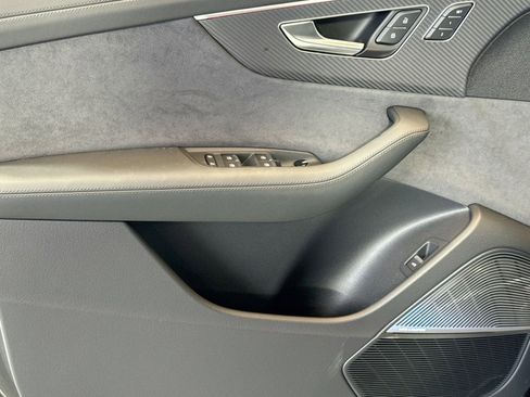 New 2026 Audi RS Q8 performance image 15